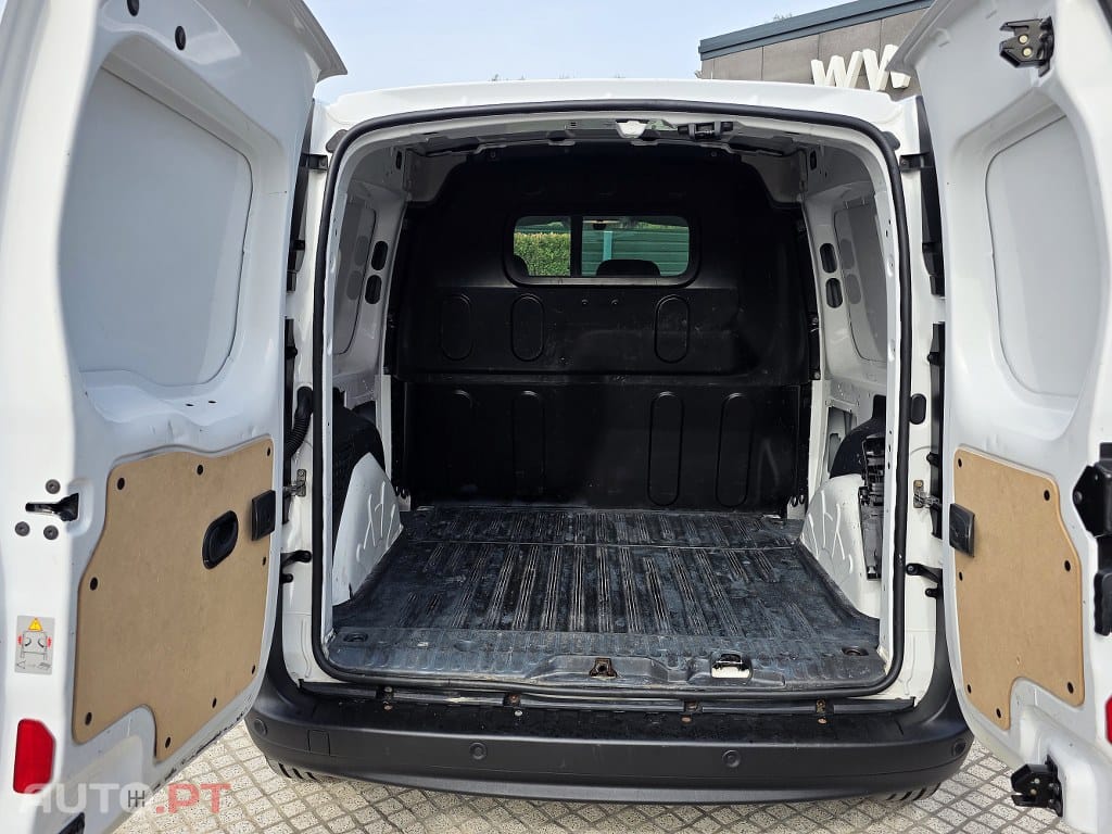 Renault Kangoo 1.5 dCi Compact 3L