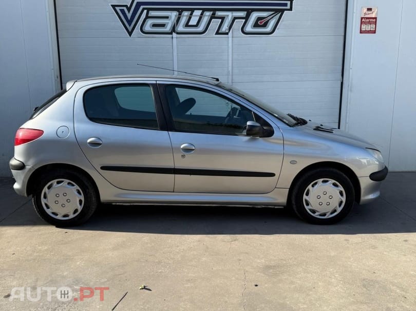 Peugeot 206 1.4 XT