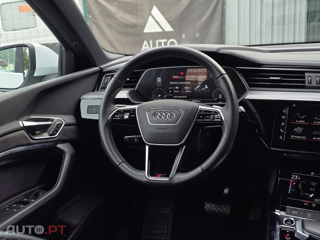 Audi E-Tron 55 quattro S line