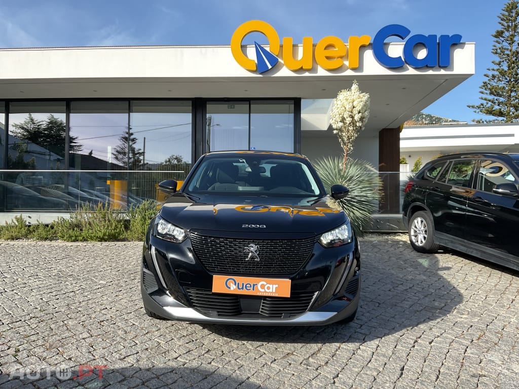 Peugeot E-2008 50 kWh Active