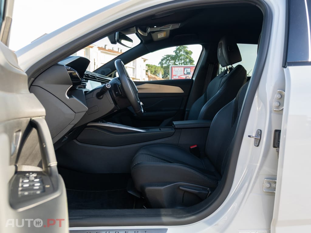 Peugeot 308 1.6 Hybrid GT e-EAT8