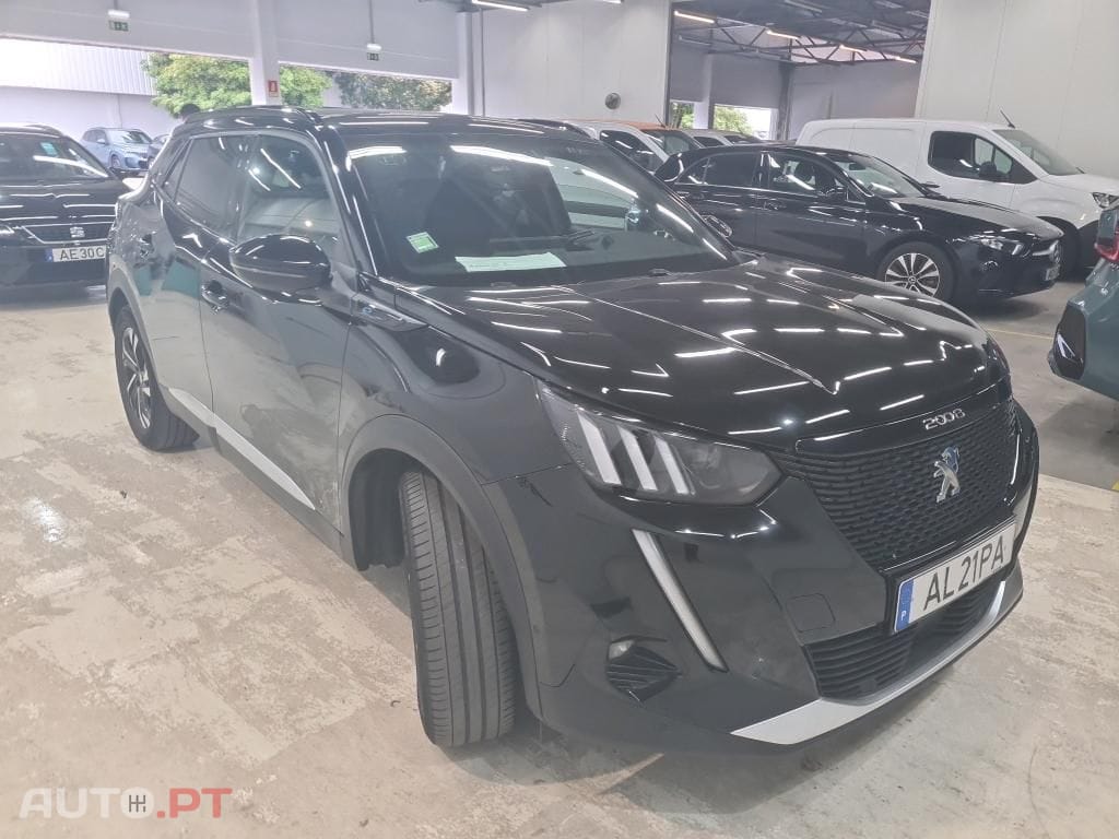 Peugeot E-2008 50 kWh GT