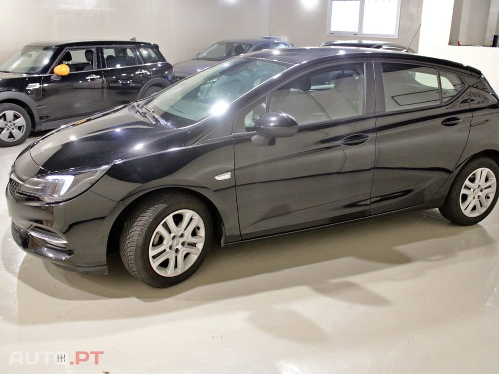 Opel Astra 1.5 D S&S Business Edition