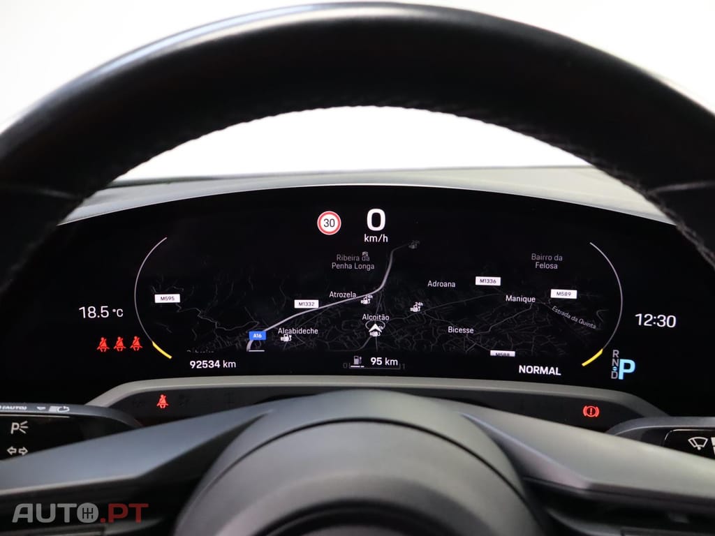 Porsche Taycan Standard