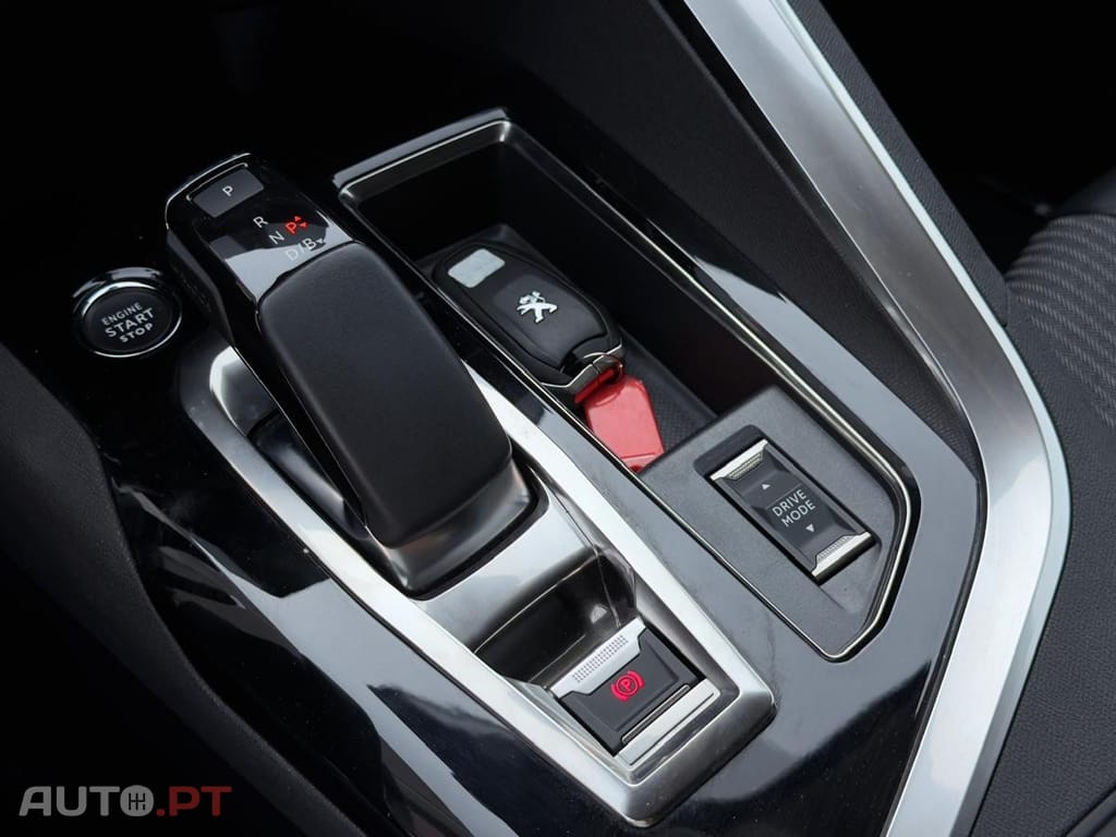 Peugeot 3008 PLUG-IN  GASOLEO
