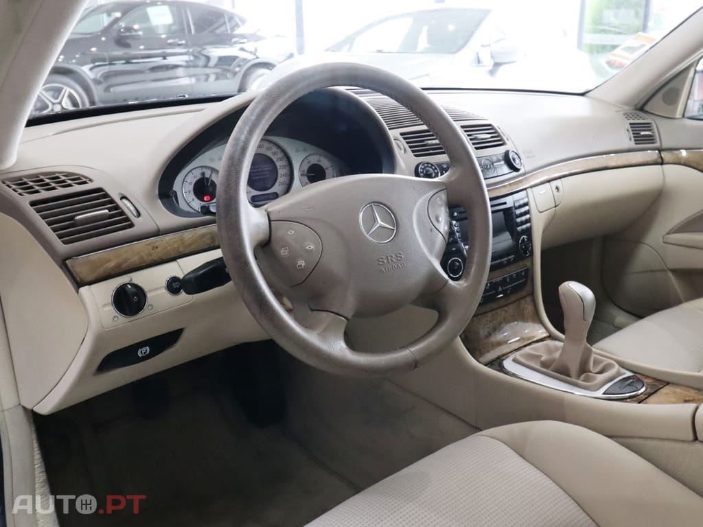 Mercedes-Benz E 220 CDI Avantgarde