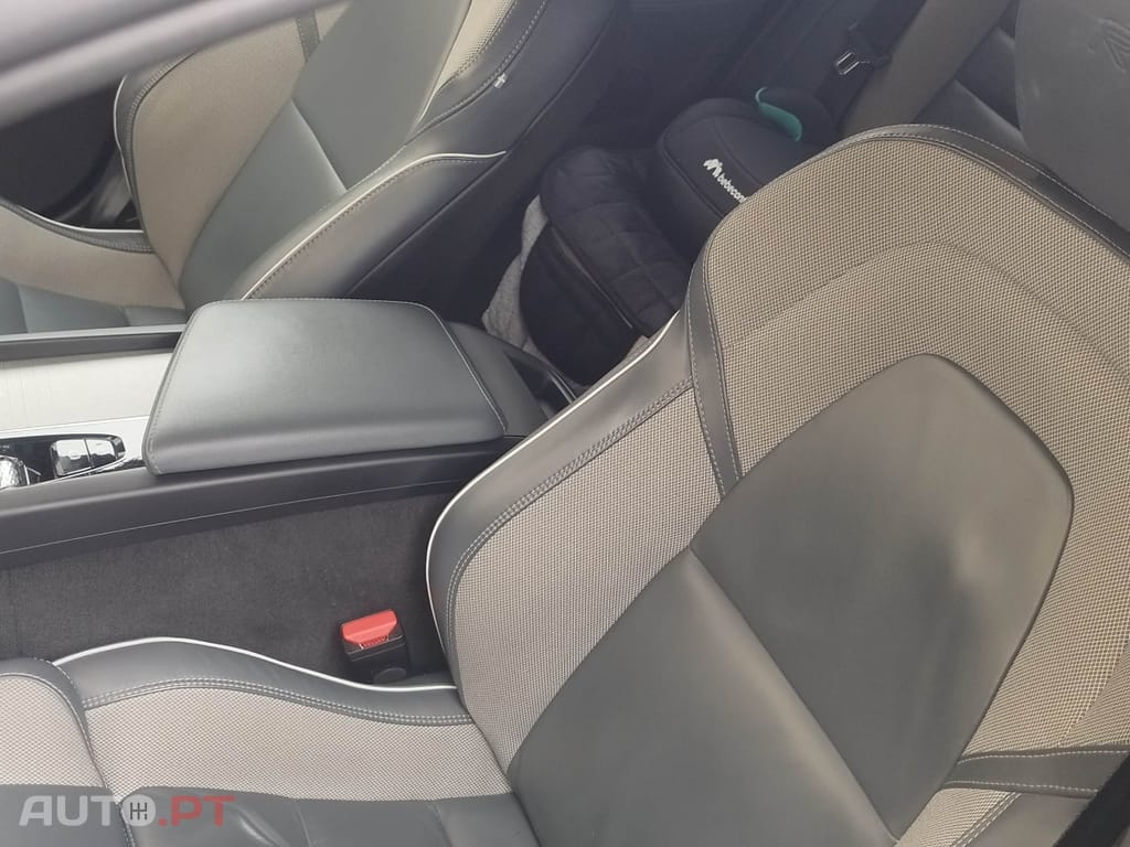 Volvo V60 D4 R design