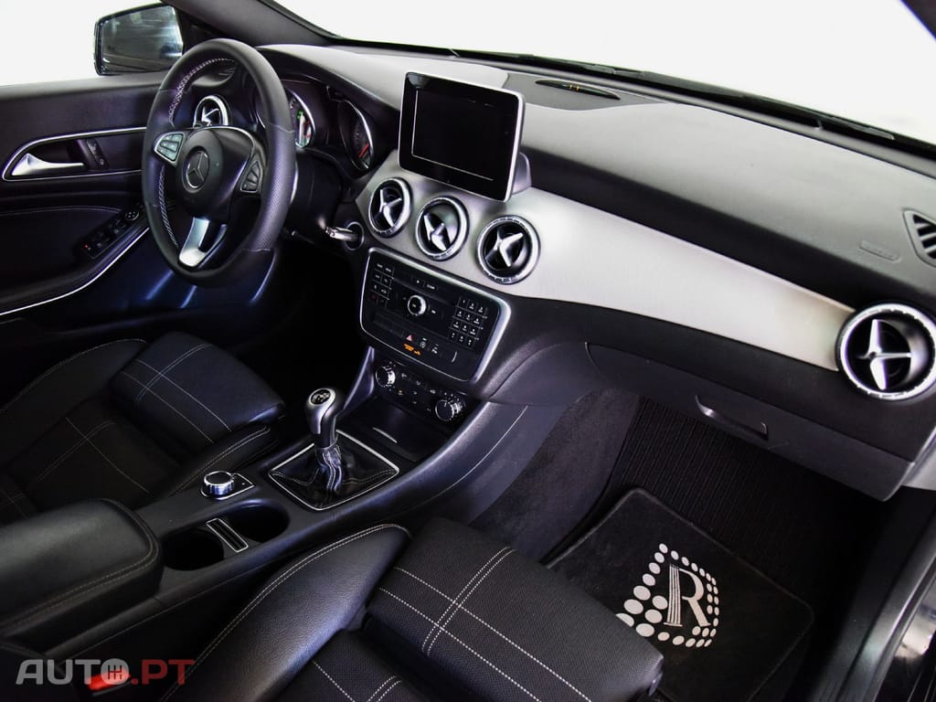 Mercedes-Benz CLA 180 D SHOOTING BRAKE URBAN