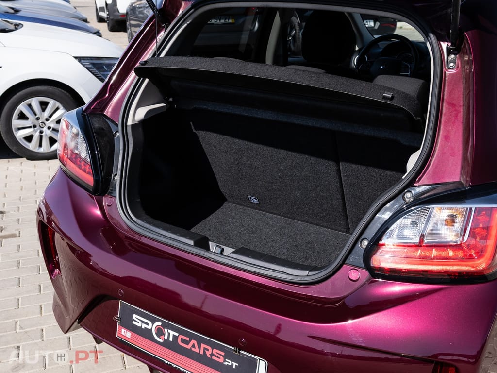 Mitsubishi Space Star 1.2 Intense Connect Edition