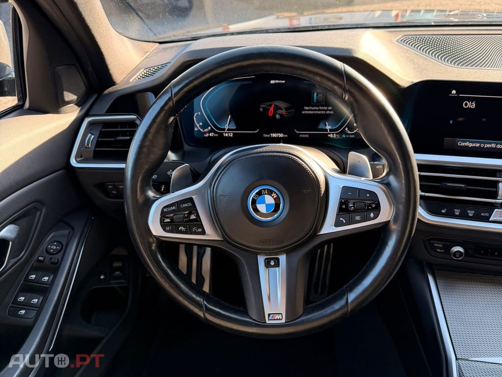 BMW 330 TOURING PACK M