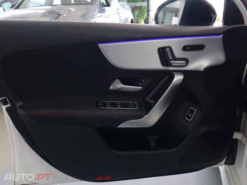 Mercedes-Benz A 250 AMG LINE