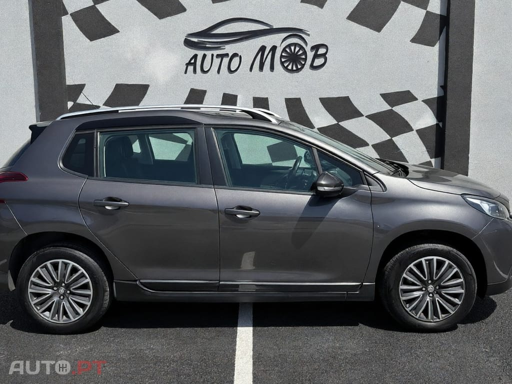 Peugeot 2008 1.2 PureTech Style