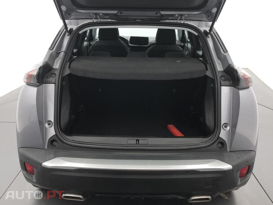 Peugeot 2008 1.2 PureTech Active Pack EAT8