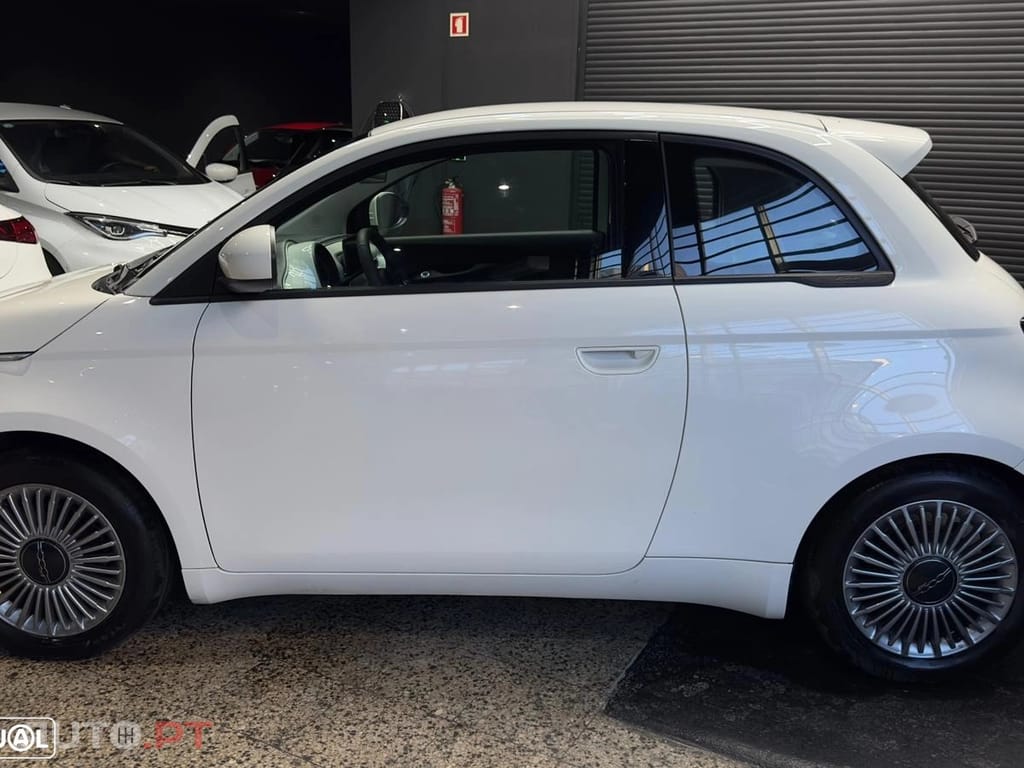 Fiat 500e 42 kWh Icon