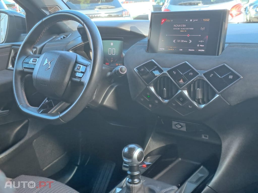 DS DS3 Crossback PureTech 100 PERFORMANCE LINE