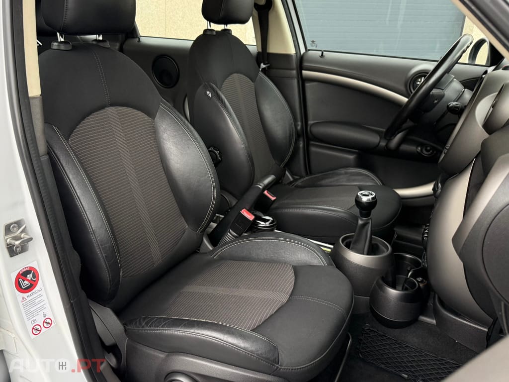 MINI Countryman One D