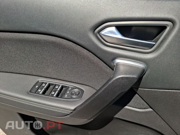 Renault Symbioz E-Tech full hybrid 145 cv iconic