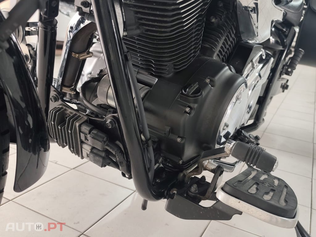 Yamaha XVS 950a Midnight Star
