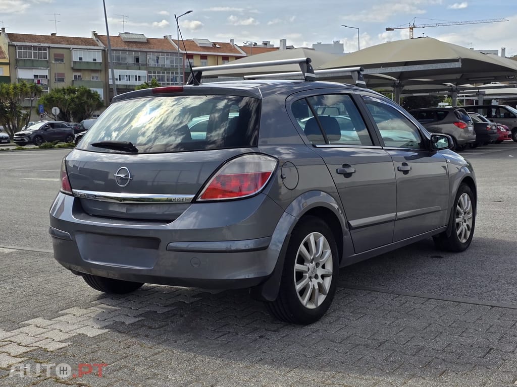 Opel Astra 1,3 CDTI Elegance M6