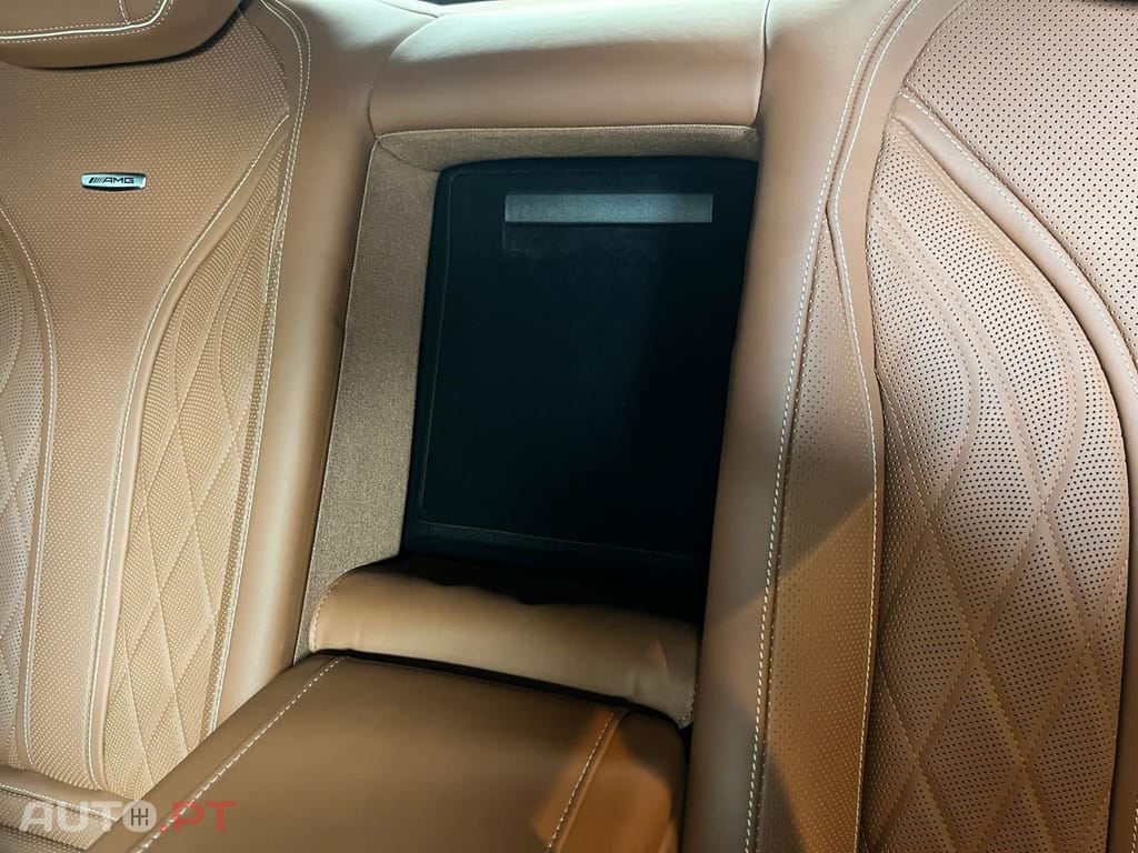 Mercedes-Benz S 63 AMG Coupe 4-Matic V8 BiTurbo 