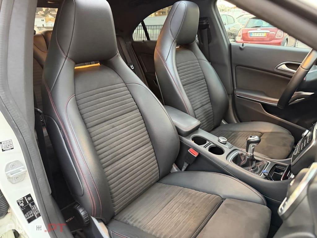 Mercedes-Benz CLA 180 d AMG Line