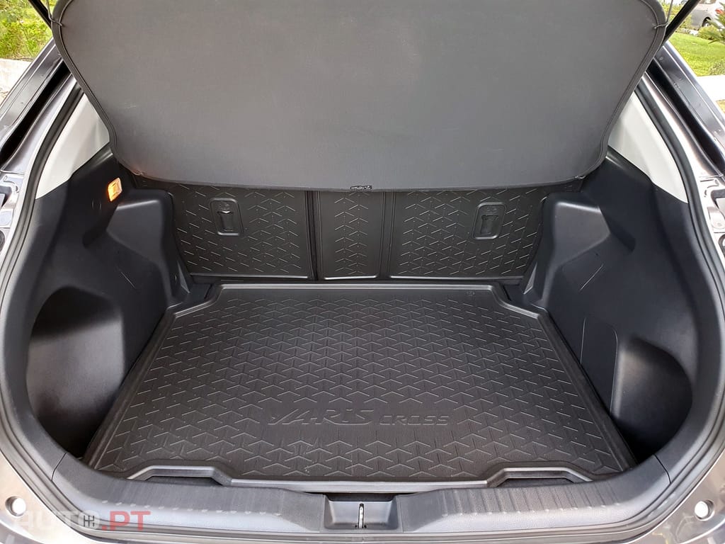 Toyota Yaris Cross 1.5 VVT-i Hybrid Dynamic Force Comfort Plus