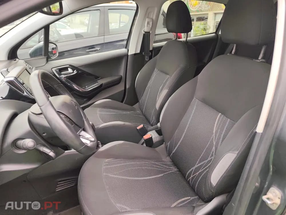 Peugeot 208 1.2 PureTech Active