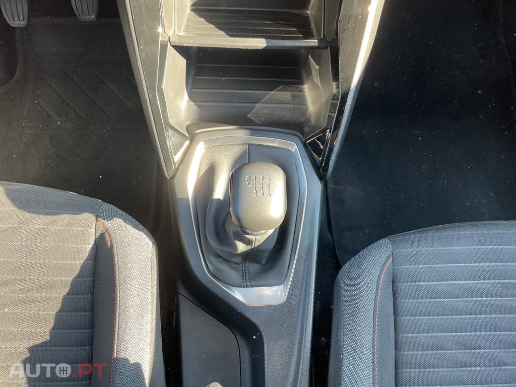 Peugeot 2008 1.5 BlueHDi Active Pack