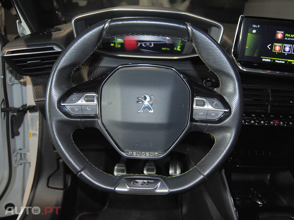 Peugeot 2008 1.2 PureTech GT Line