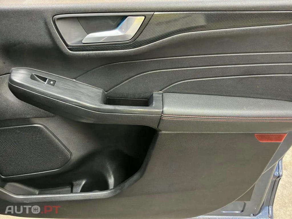 Ford Kuga 1.5 TDCi EcoBlue ST-Line