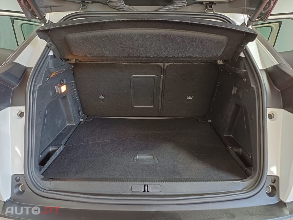 Peugeot 3008 1.6 BlueHDi Allure EAT6