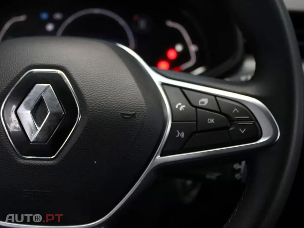 Renault Clio other_Outro