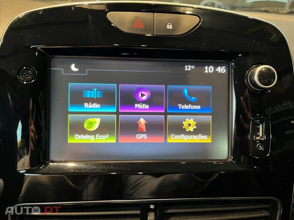 Renault Clio Sport Tourer Tce Limited 