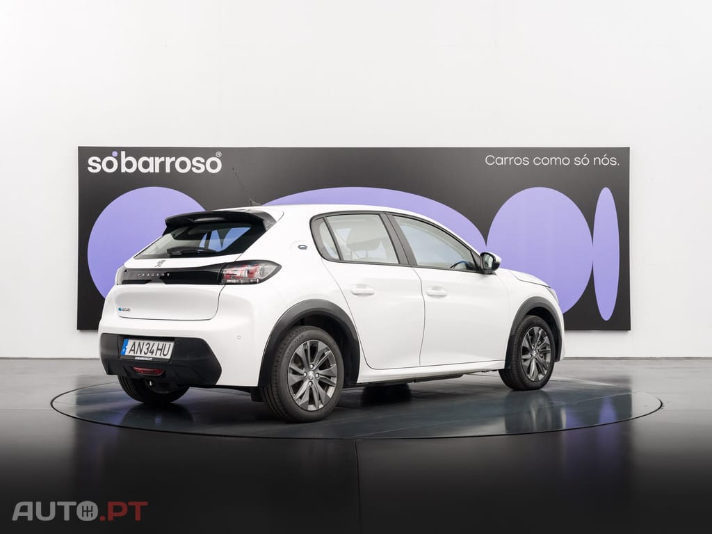 Peugeot E-208 50 kWh Active Pack