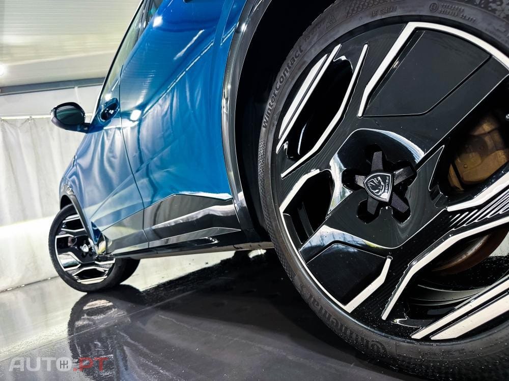 Peugeot E-3008 73 kWh GT