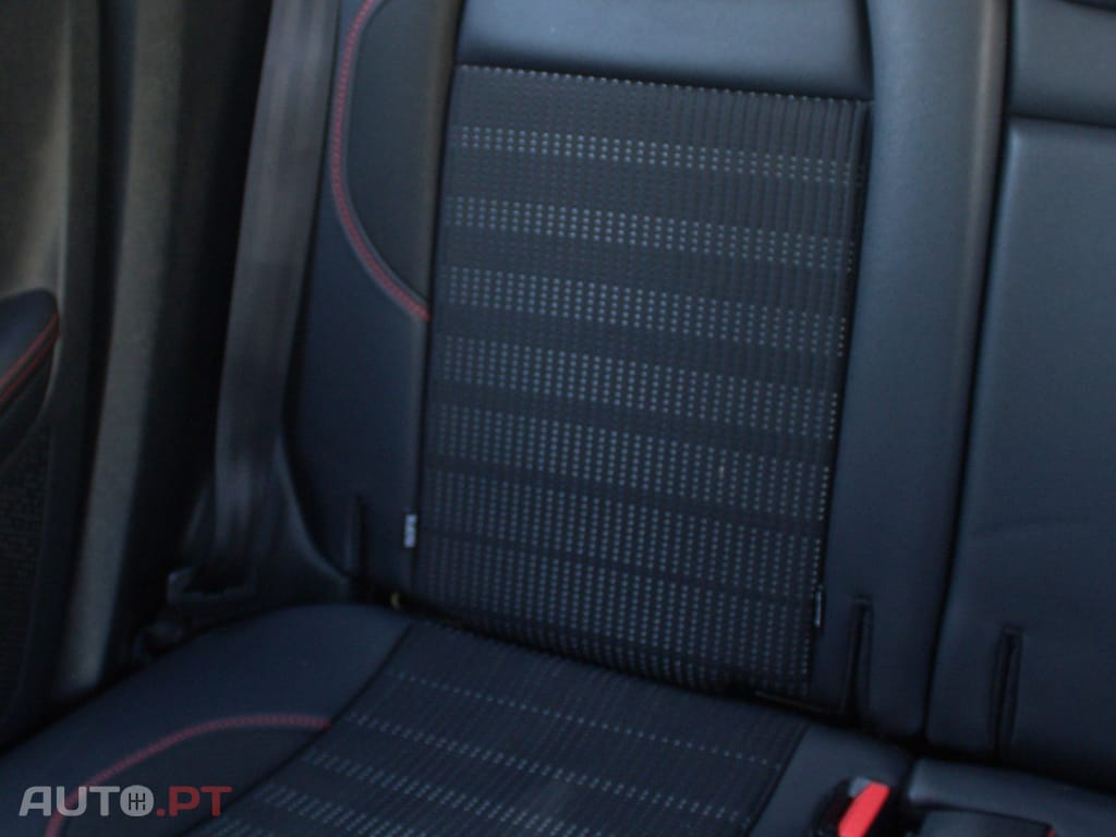 Peugeot 2008 1.2 PureTech GT Line