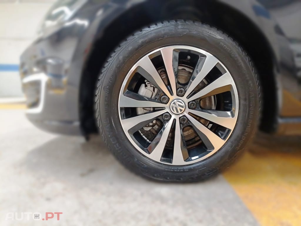 Volkswagen e-Golf AC/DC