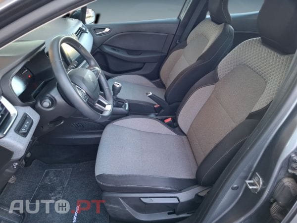 Renault Clio TCe 100 Bi-Fuel Evolution