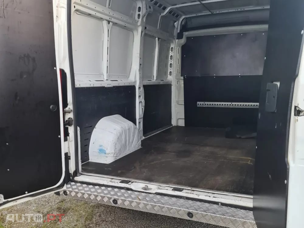 Citroën Jumper 2.0 BlueHDi 33 L3H2 — fotografia 7