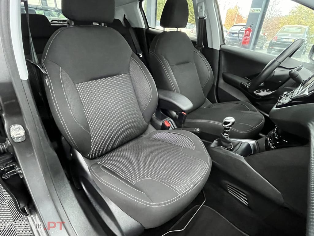Peugeot 208 1.2 PureTech Allure
