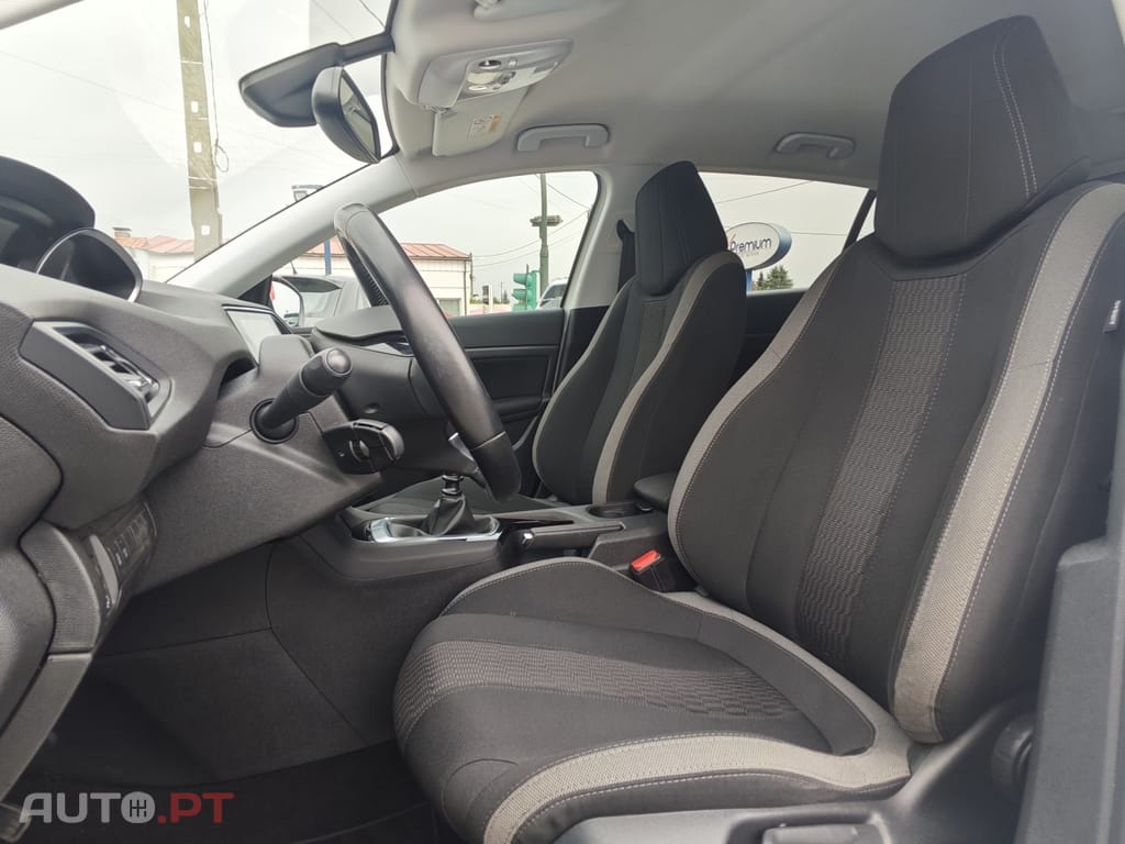 Peugeot 308 1.6 BlueHDi Style