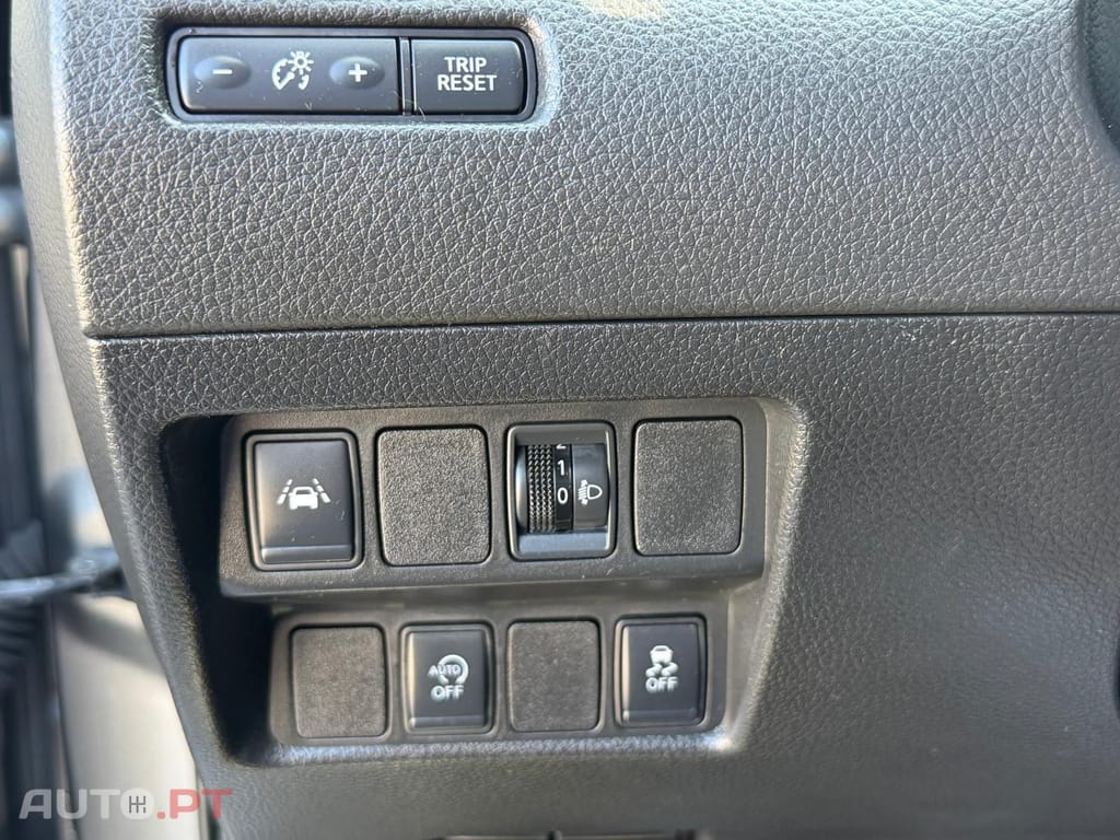 Nissan Qashqai 1.2 DIG-T N-Connecta 18