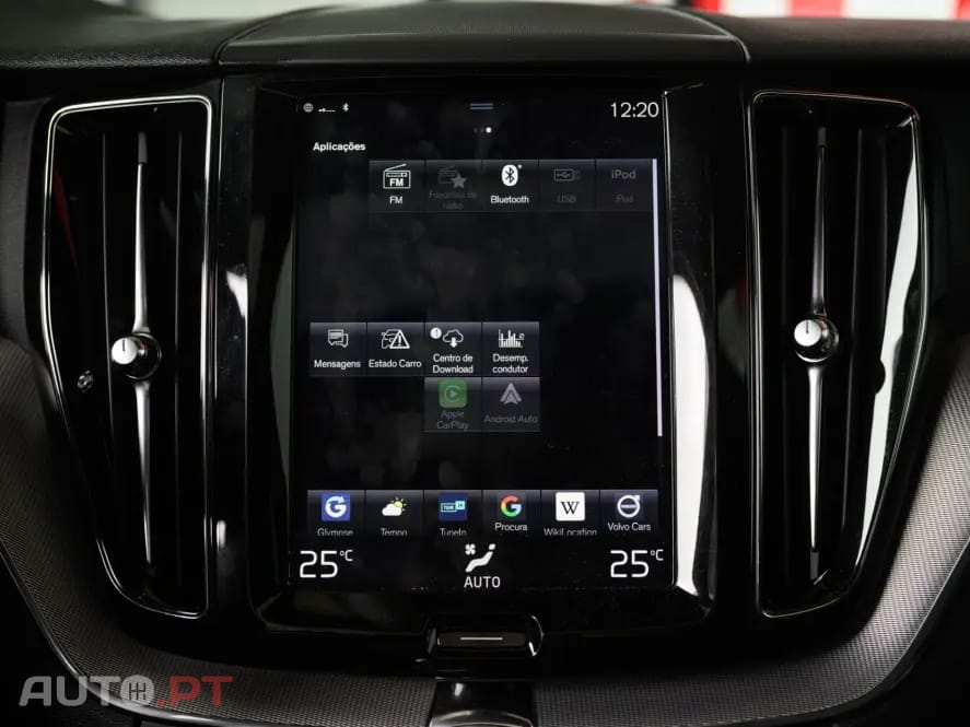 Volvo XC60 2.0 T8 PHEV R-Design AWD
