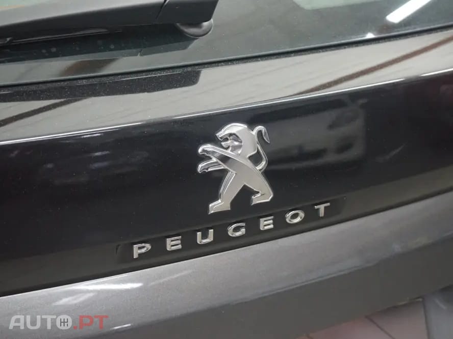 Peugeot 3008 1.5 BlueHDi Allure