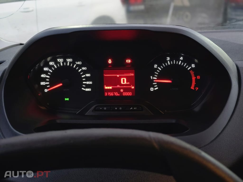 Peugeot Partner 1.6 BlueHDi L2 Pro