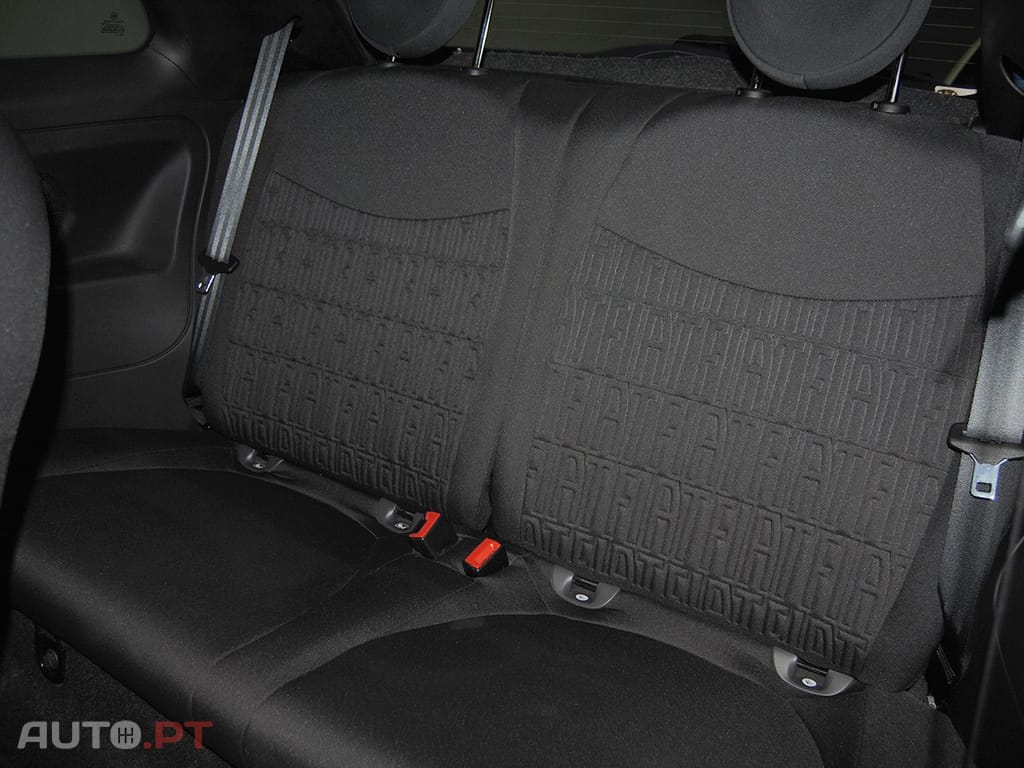 Fiat 500 1.0 Hybrid RED