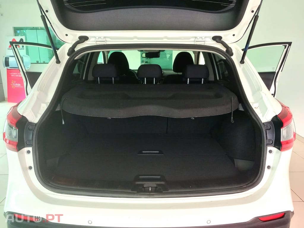 Nissan Qashqai 1.5 dCi N-Connecta Led