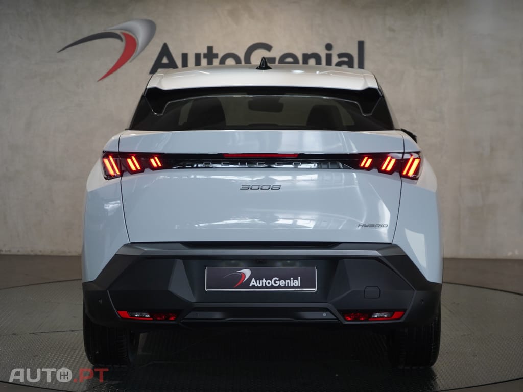 Peugeot 3008 1.2 Hybrid Allure e-DCS6