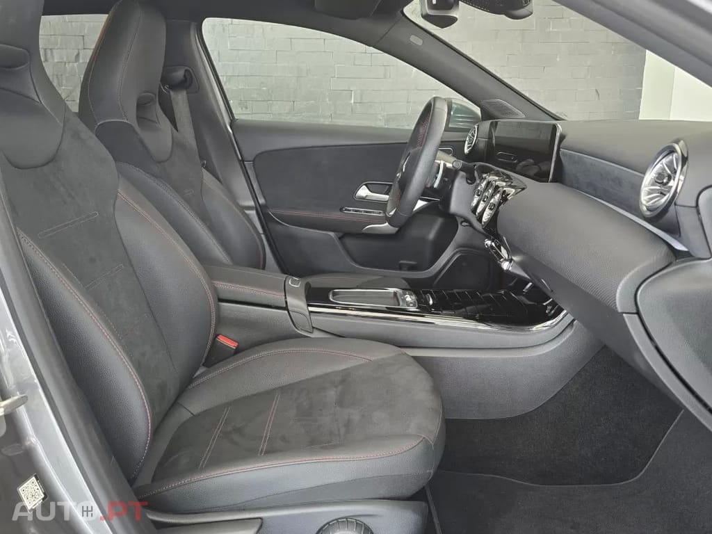 Mercedes-Benz A 180 180 d AMG