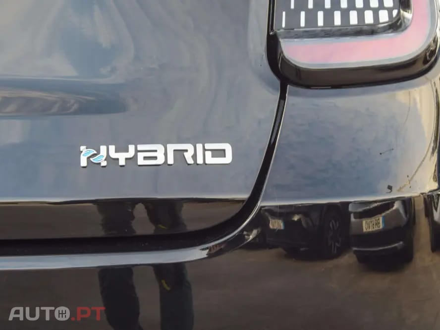 Fiat 600 1.2 Hybrid Icon